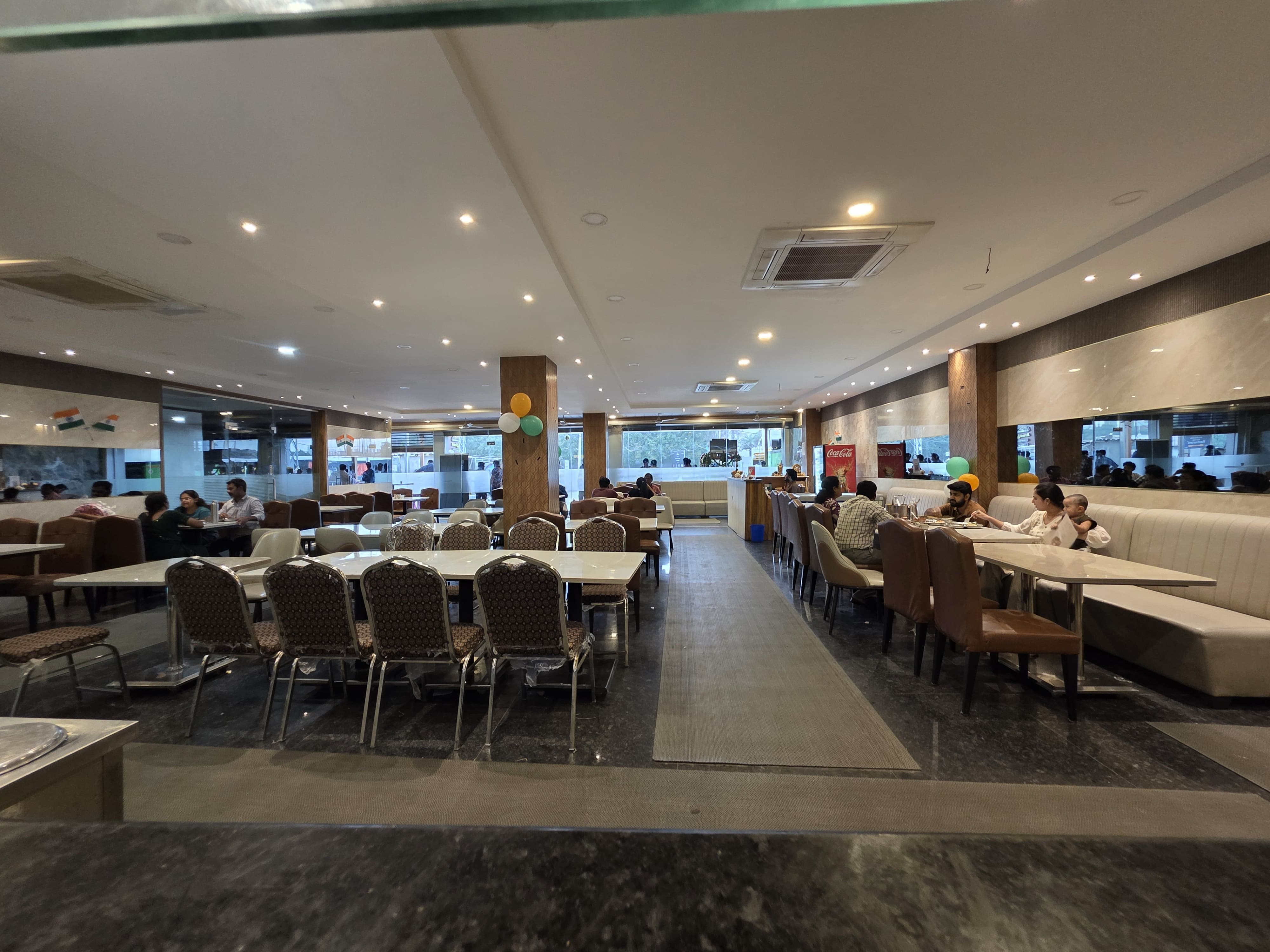 Comfortable and clean seating area at Sri Arunachalam